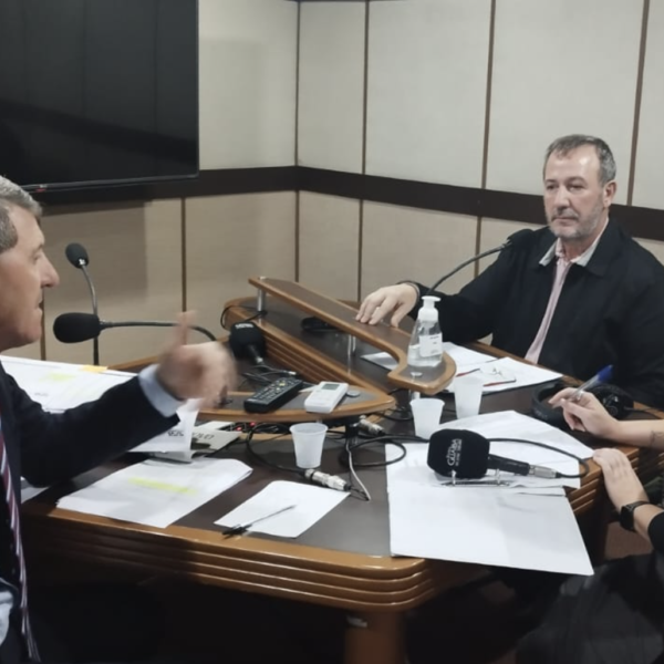 Guiomar Vidor participa de debate na rádio Guaíba sobre salário mínimo regional