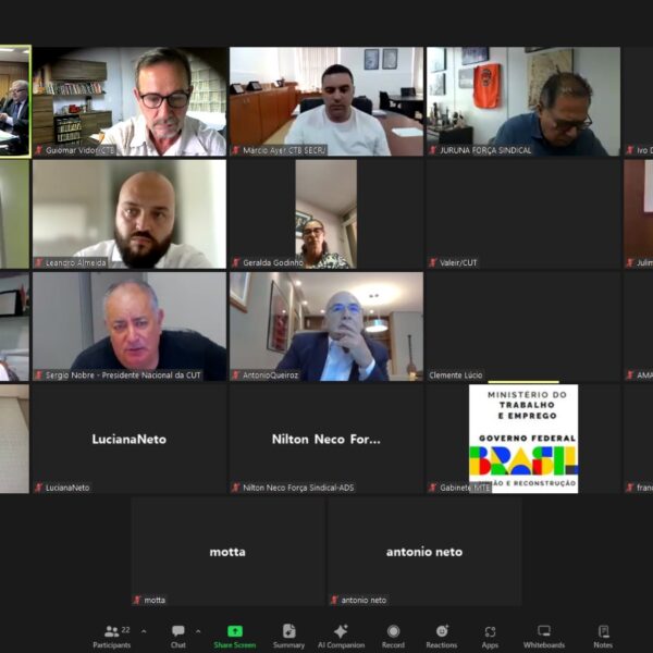 Entidades sindicais se reúnem com ministro para tratar trabalho no comércio aos domingos e feriados