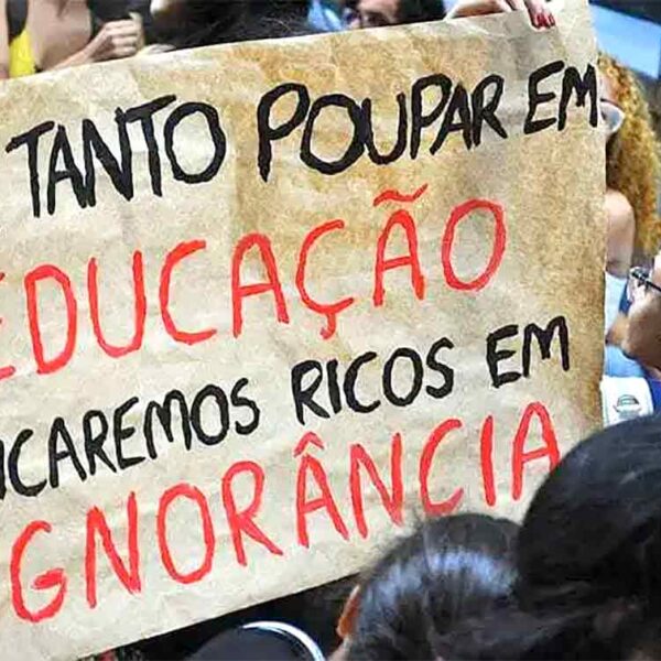 A Uberização dos Profissionais de Educação: Uma Crítica Necessária – Por João Ives Doti Junior