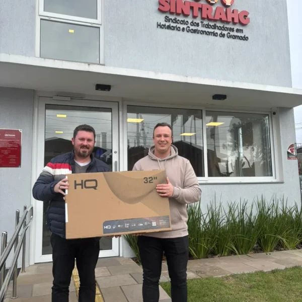 Sintrahg entrega prêmios da campanha “Maio Premiado” em homenagem ao mês do trabalhador