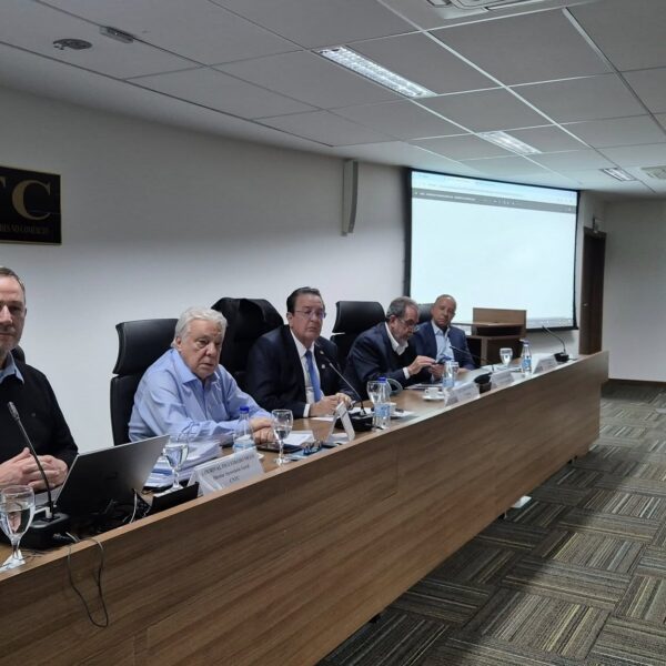 FECOSUL participa de reunião da CNTC em Brasília e reforça luta por jornada digna e valorização dos trabalhadores do comércio e serviços