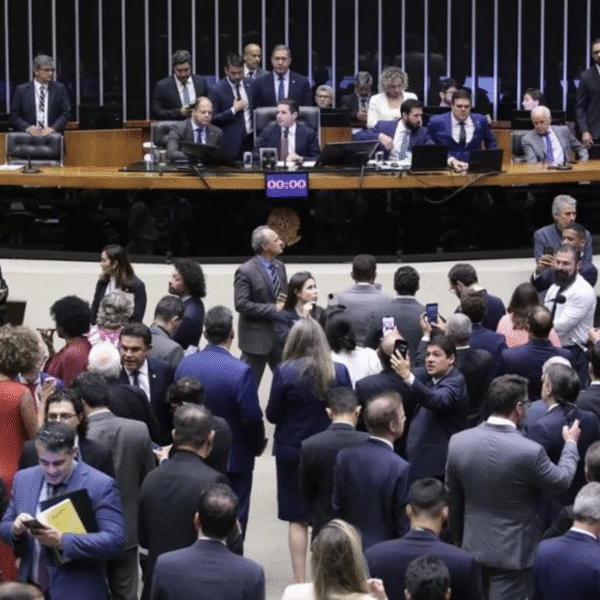 SEM ANESTESIA! Por Alex Saratt