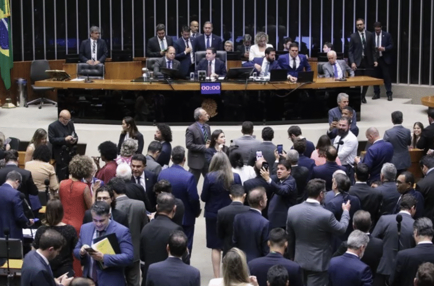  SEM ANESTESIA! Por Alex Saratt
