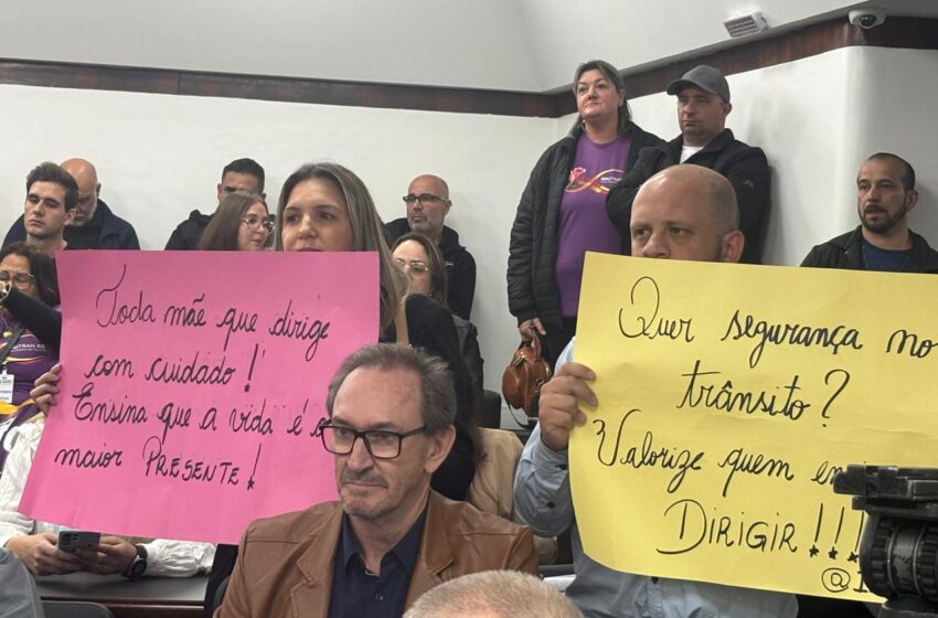 CTB RS participa de audiência pública na Assembleia Legislativa do RS sobre proposta que flexibiliza aulas práticas em autoescolas para obtenção da carteira de motorista