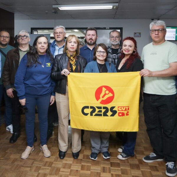 CTB-RS, CUT e CPERS protocolam emenda à LOA com proposta de reajuste de 15,2% para toda a categoria da educação