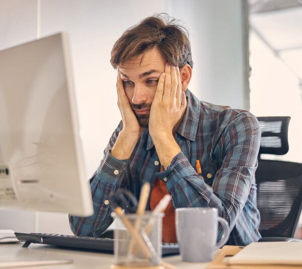 Sindesc RS garante acordo que estabelece jornada de 36h15 e reforça cumprimento do Artigo 72 da CLT