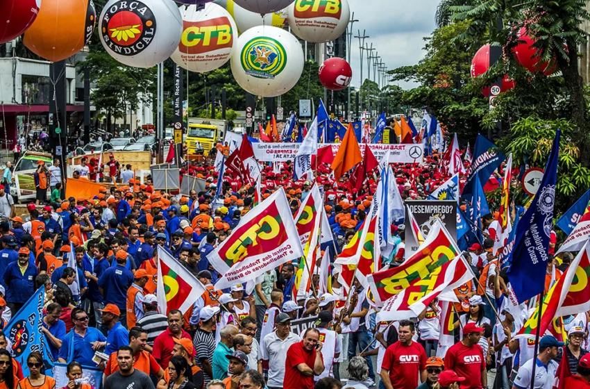  Movimento sindical prepara ofensiva para enterrar a escala 6×1 em 2026