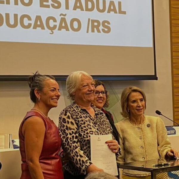 Professora Solange Carvalho assume vaga histórica no Conselho Estadual de Educação do RS