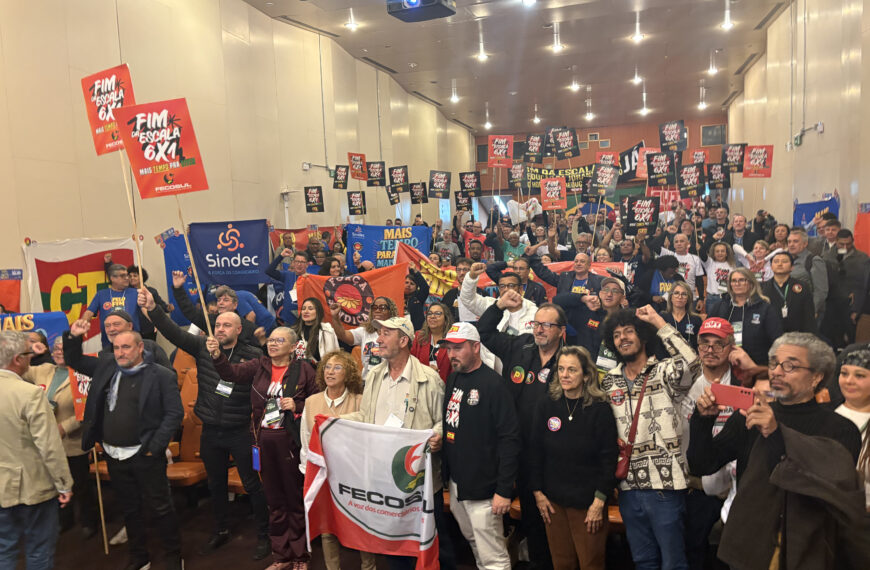 Audiência pública em Porto Alegre debate o fim da escala 6×1 e a redução da jornada de trabalho