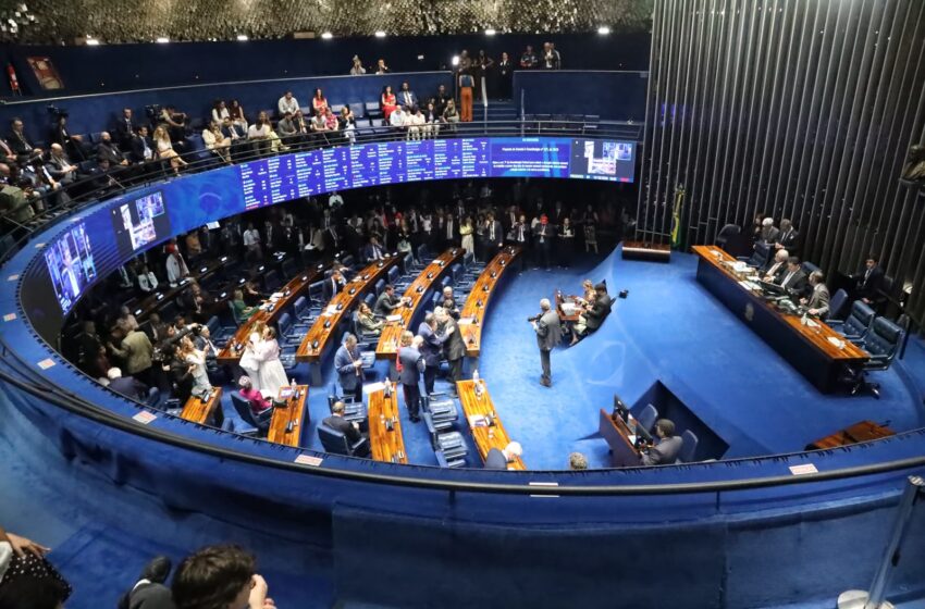 Fim da escala 6×1: presidente da CTB-RS acompanha votação histórica em Brasília